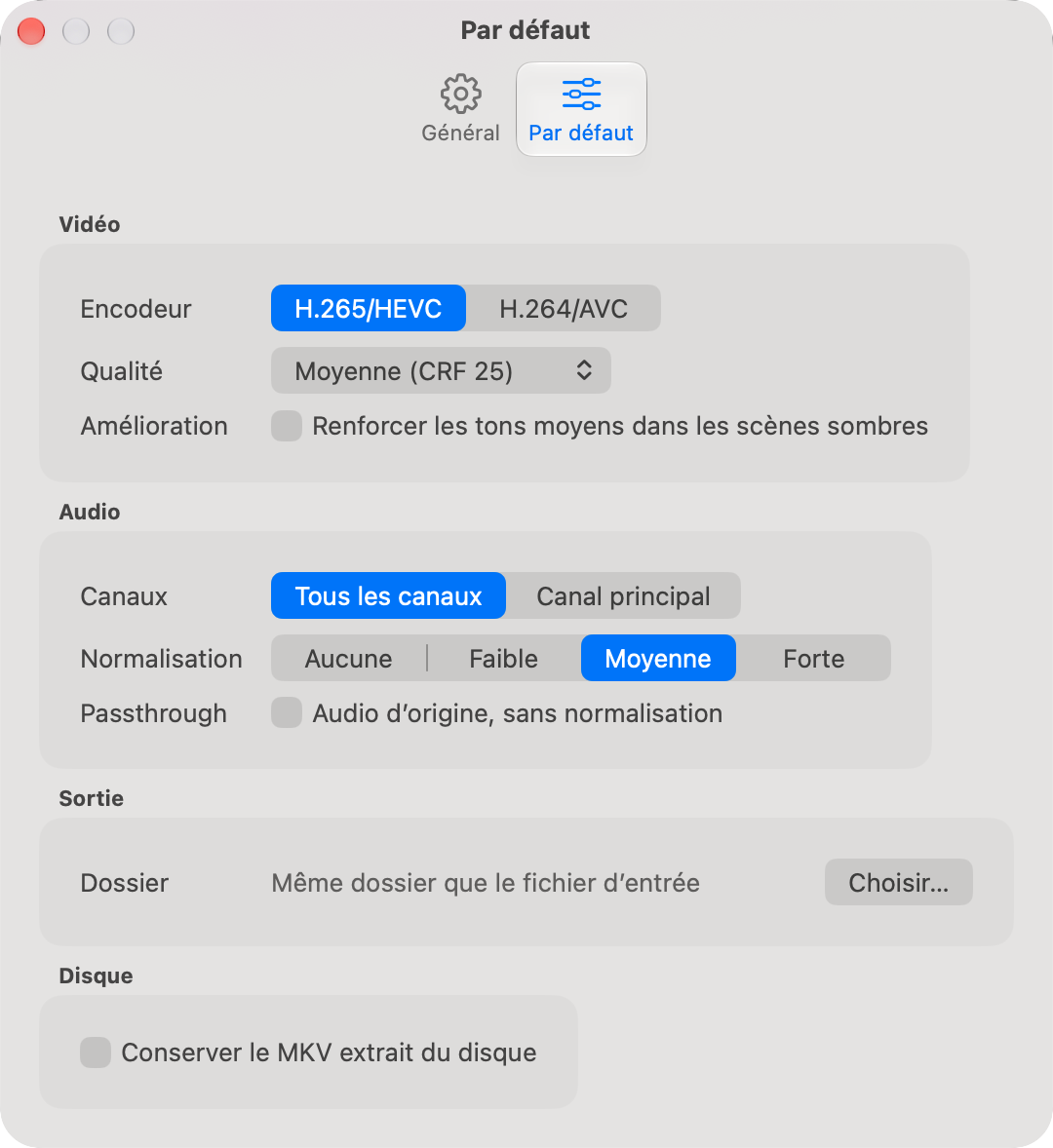 L’onglet Par défaut avec ses groupes Vidéo, Audio, Sortie et Disque